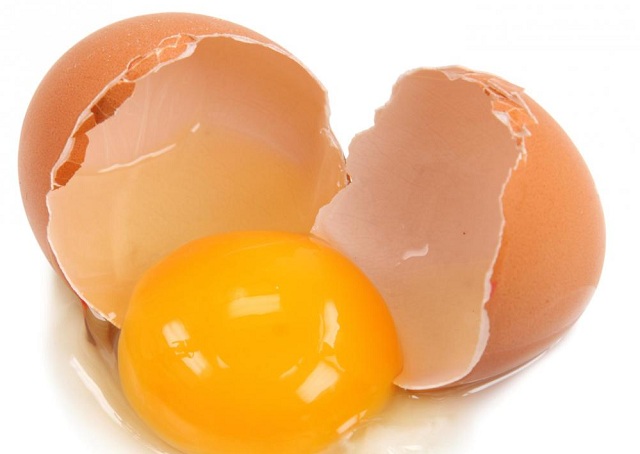 cracked-brown-egg-whites